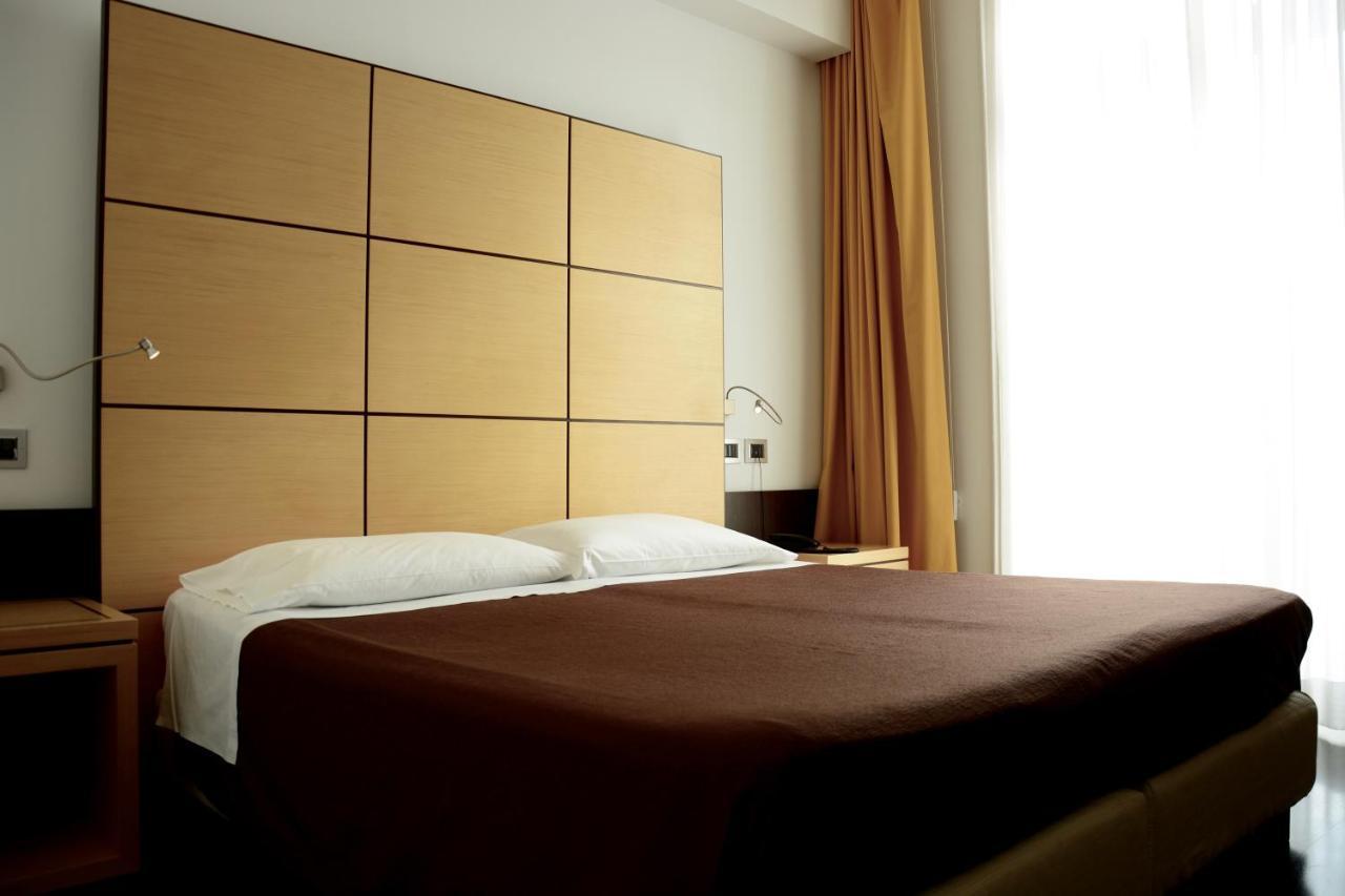 Hotel Cimarosa Napoli Esterno foto